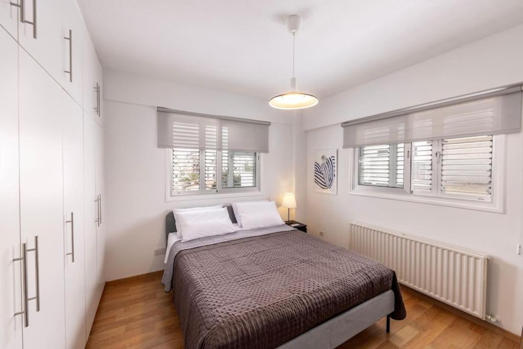 Appartement Luxurious Bright & Stylish 2Br With Office In Nicosie Extérieur photo