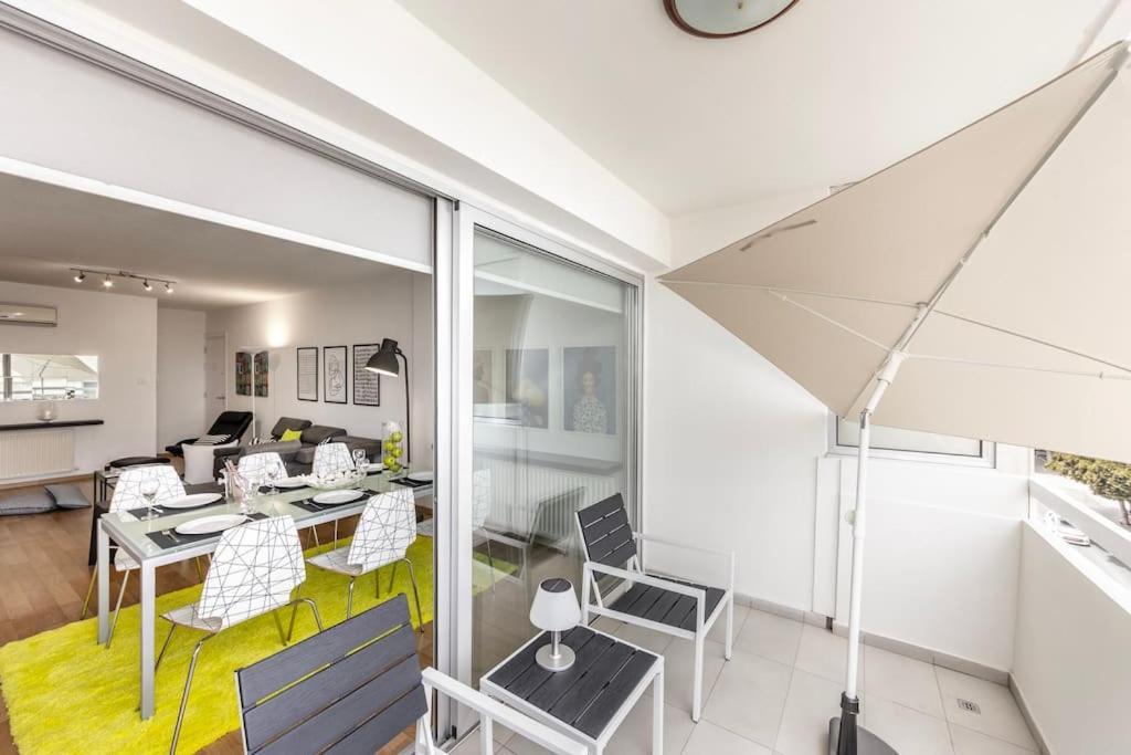 Appartement Luxurious Bright & Stylish 2Br With Office In Nicosie Extérieur photo